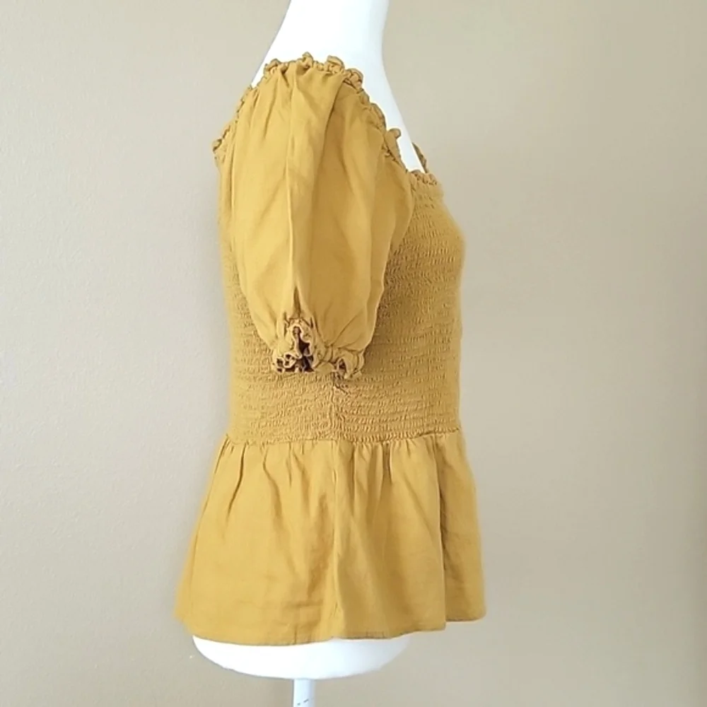 Old Navy Womens Mustard Smocked Linen Blend Puff Sleeve Blouse - Size Medium